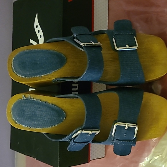 Women's Blue Demin Wooden Sandals - Picture 9 of 9